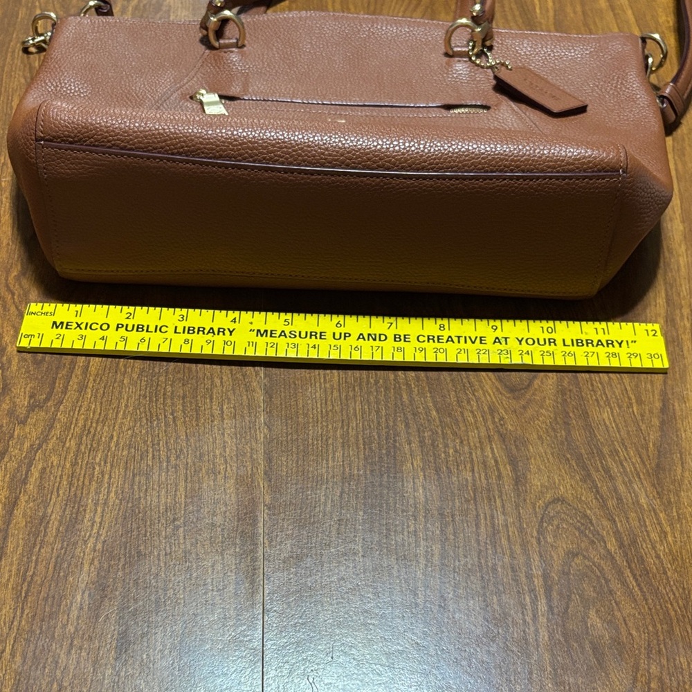 Coach New York E1957-58874 Brown Leather Shoulder Bag - Picture 2 of 9